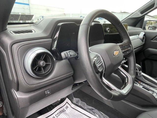 2024 Chevrolet Colorado LT photo 16