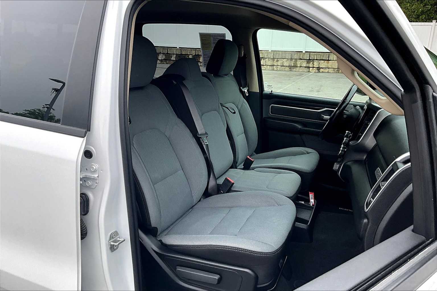 2020 Ram 1500 Big Horn photo 11