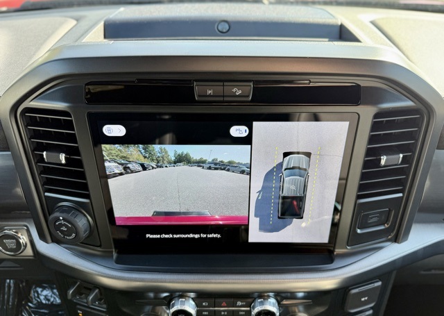 2025 Ford F-150 Lariat photo 23