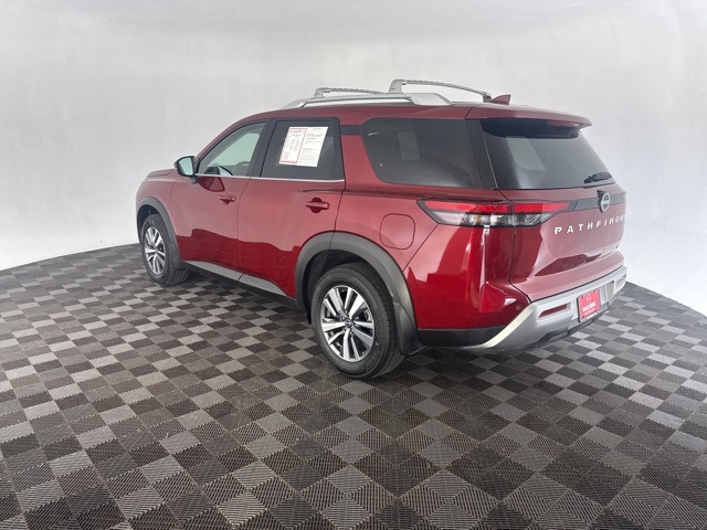 2024 Nissan Pathfinder SL photo 7