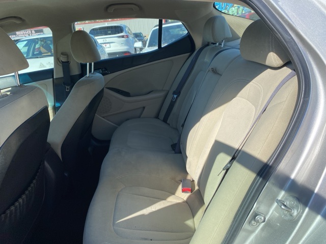 2011 Kia Optima LX photo 16