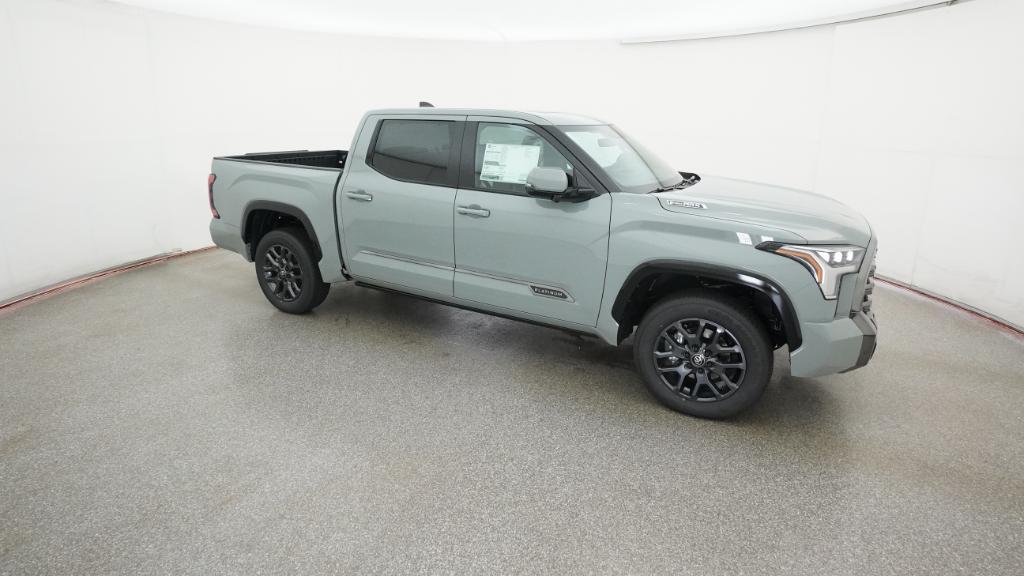 2025 Toyota Tundra Platinum CrewMax photo 27