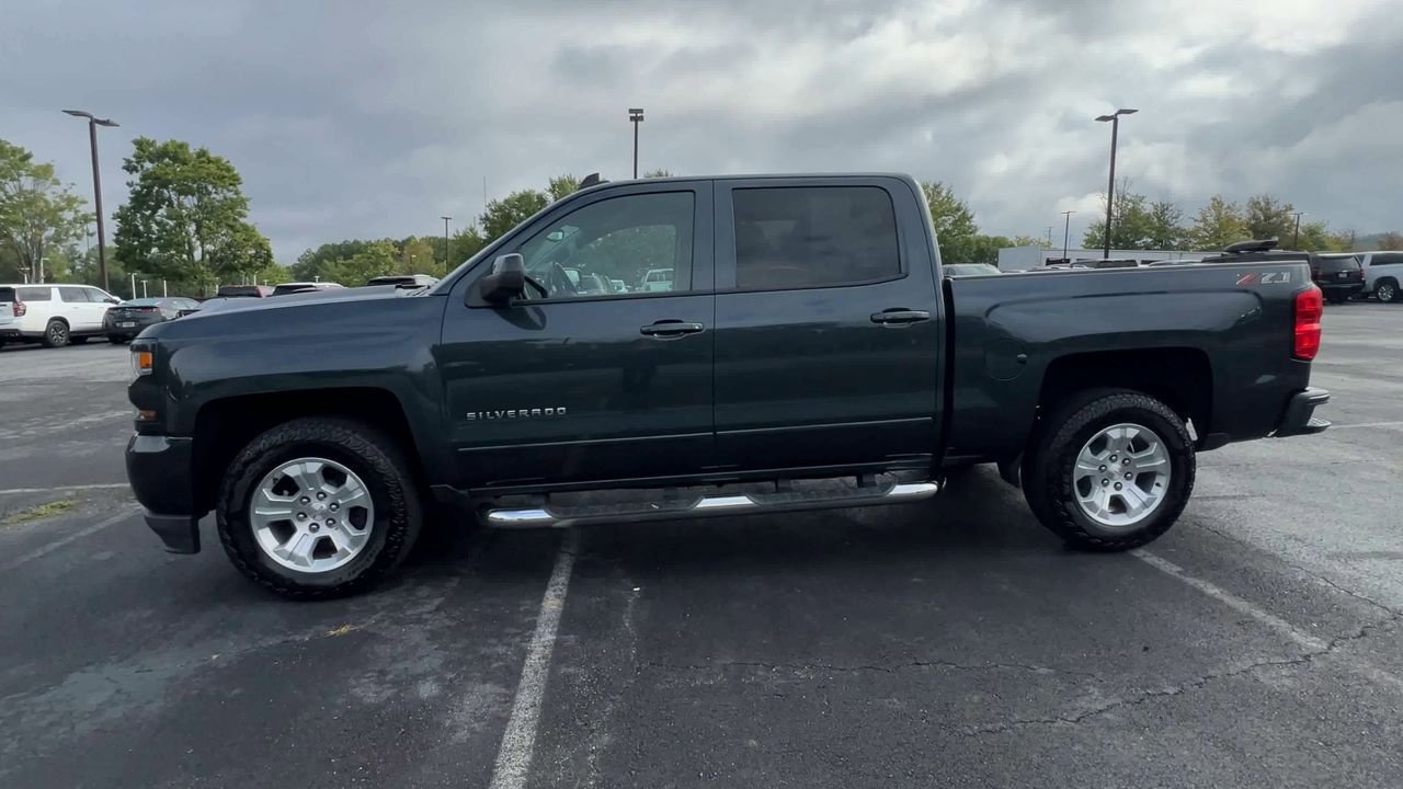 2018 Chevrolet Silverado 1500 LT photo 4