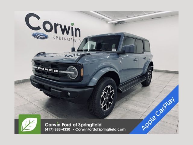 2025 Ford Bronco 4-Door Outer Banks's photo