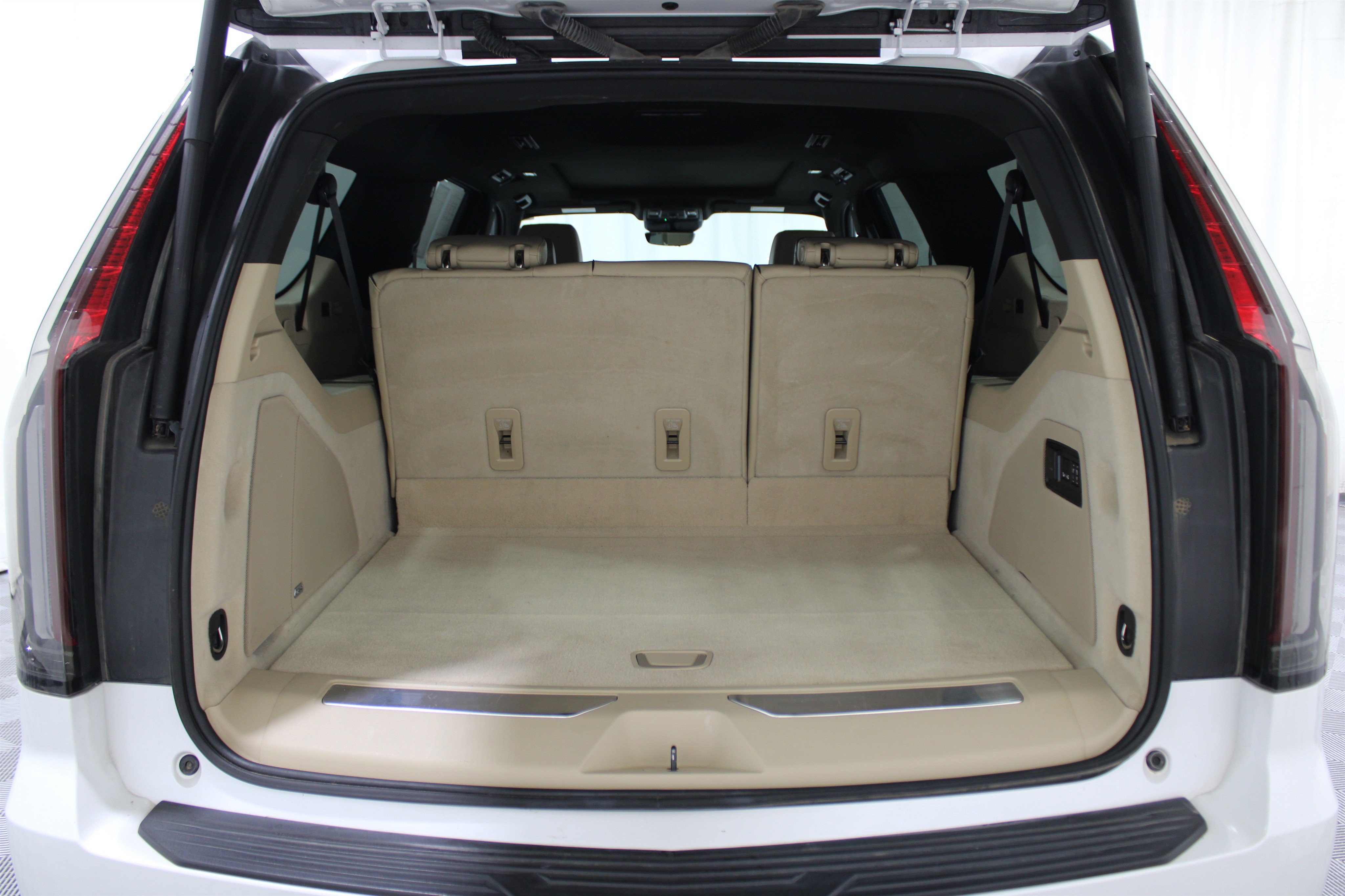 2023 Cadillac Escalade ESV Premium Luxury photo 26