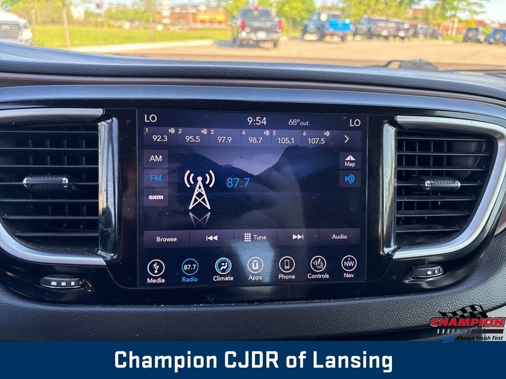 2018 Chrysler Pacifica Touring Plus photo 24