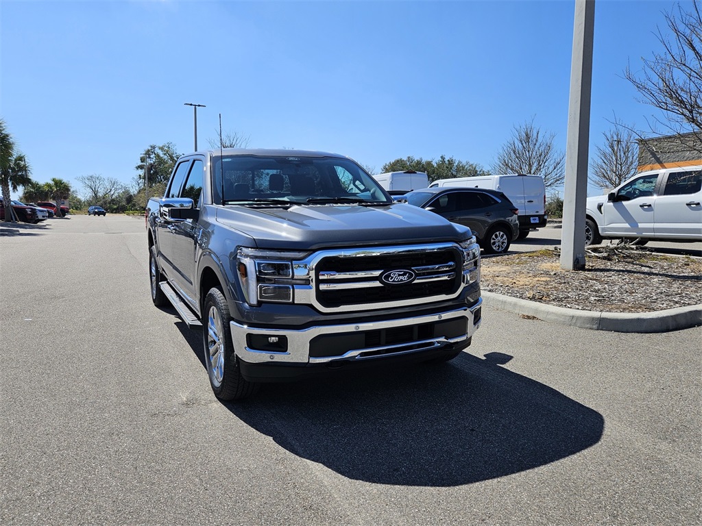 2025 Ford F-150 Lariat photo 2