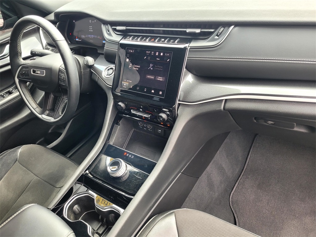 2022 Jeep Grand Cherokee Altitude photo 17