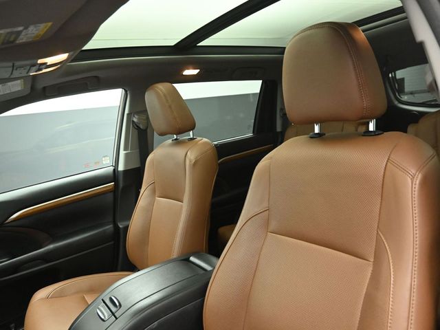 2018 TOYOTA HIGHLANDER - Image 10