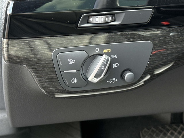 2019 Audi Q7 55 Premium photo 27