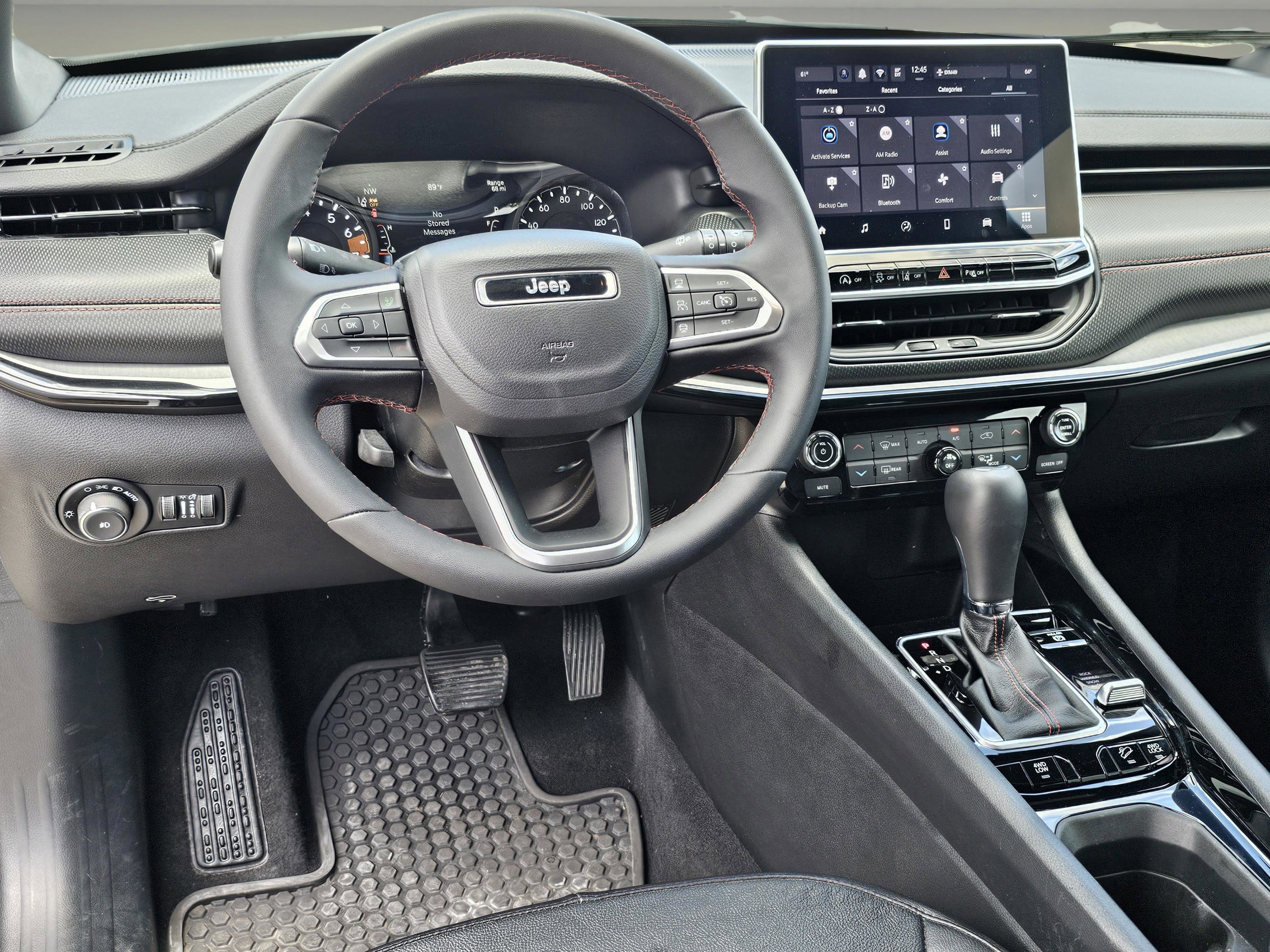 2024 Jeep Compass Trailhawk photo 21