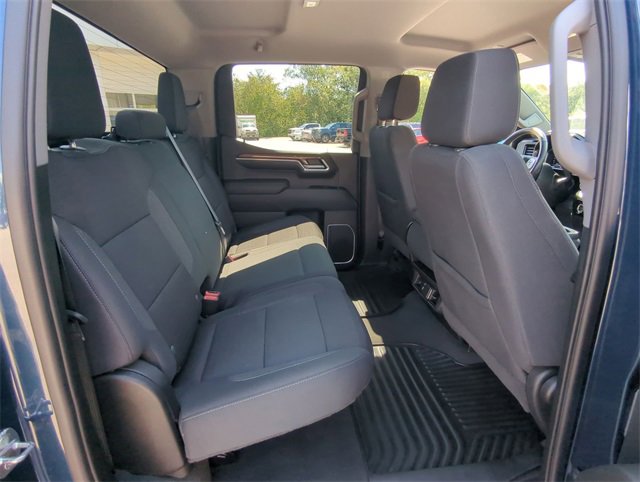 2022 Chevrolet Silverado 1500 LT photo 6