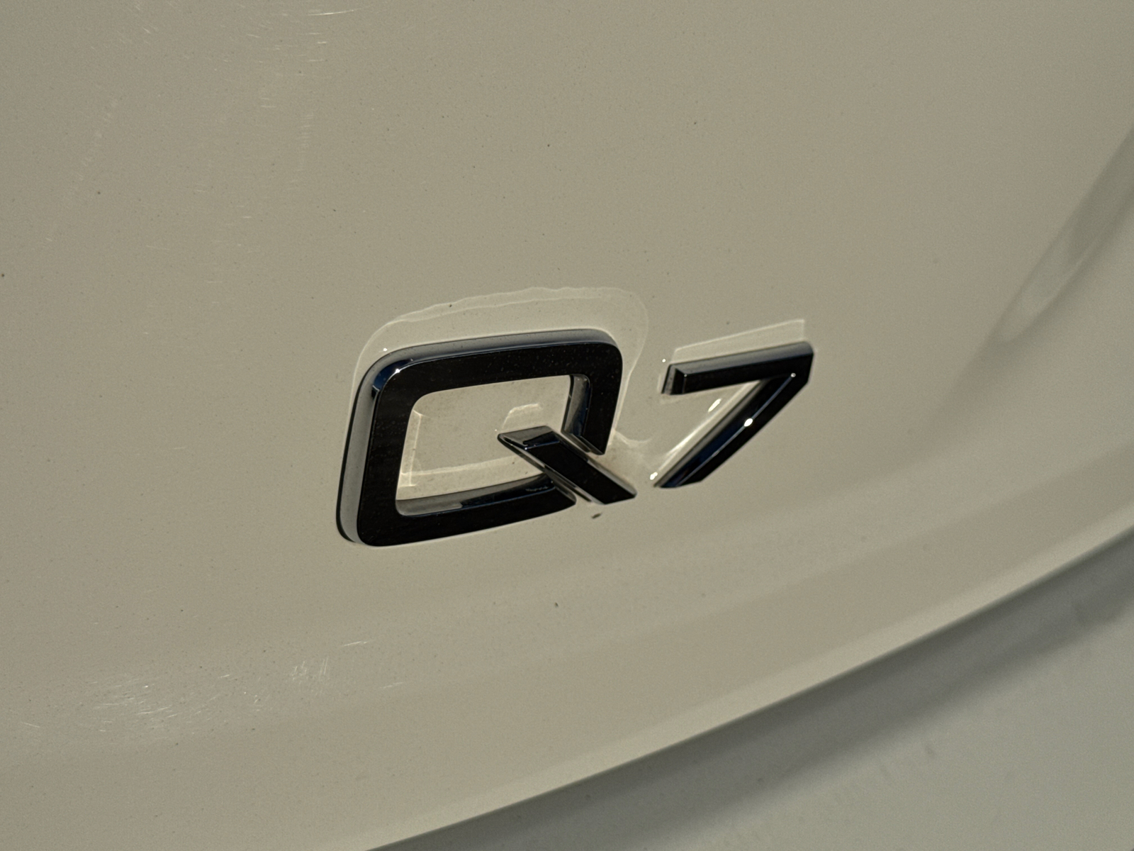 2017 Audi Q7 3.0T Prestige photo 2