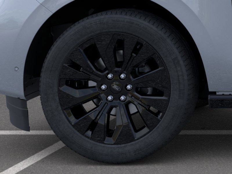 2025 Ford Expedition Platinum photo 16