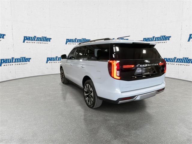2025 Ford Expedition Platinum photo 6