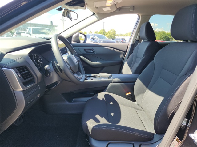 2026 Nissan Rogue S photo 5