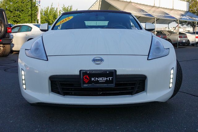 2015 Nissan 370Z Touring photo 3