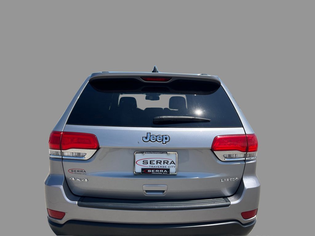 2015 Jeep Grand Cherokee Laredo photo 15