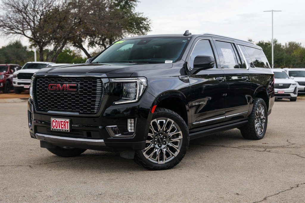2024 GMC Yukon XL Denali Ultimate's photo