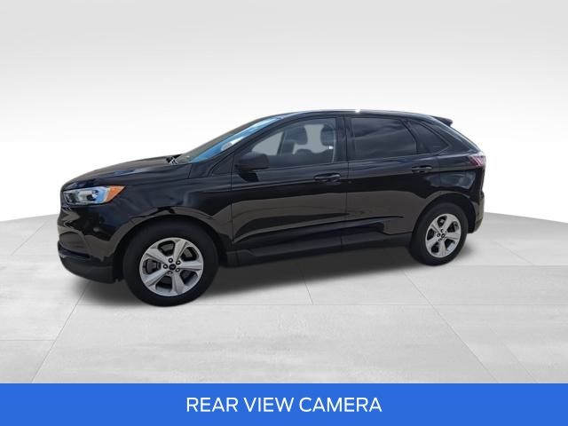 2022 Ford Edge SE photo 3