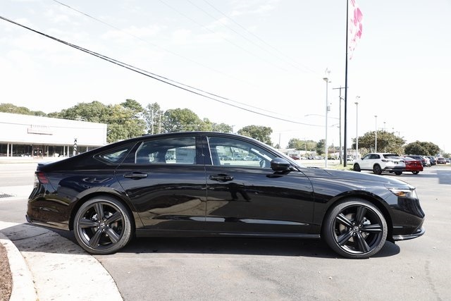 2025 Honda Accord Sport-L photo 13