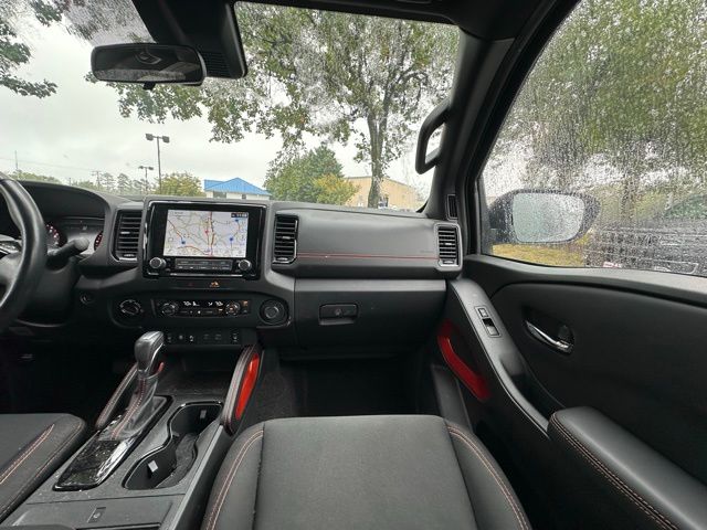 2023 Nissan Frontier PRO-4X photo 23