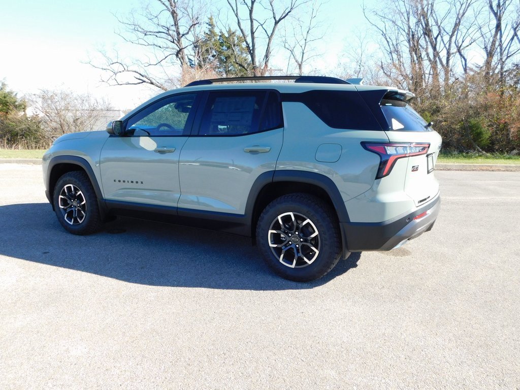 2026 Chevrolet Equinox ACTIV photo 2