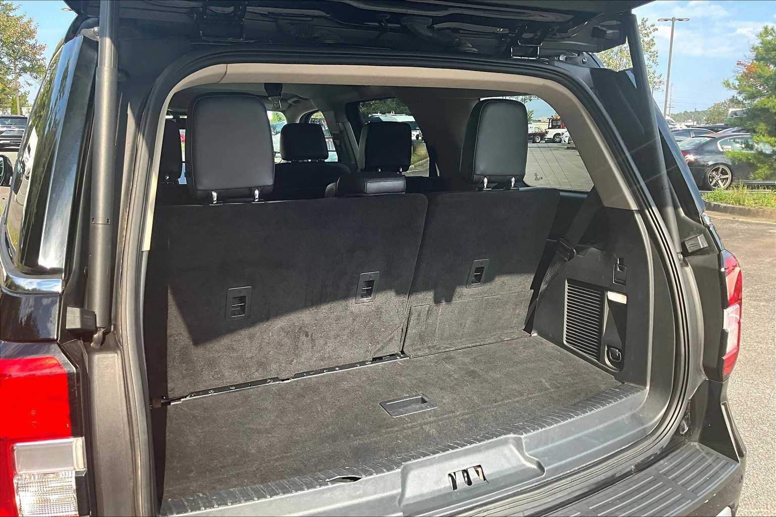 2024 Ford Expedition XLT photo 30