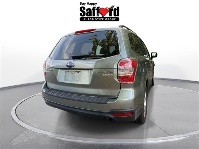 2016 Subaru Forester 2.5i Premium photo 7