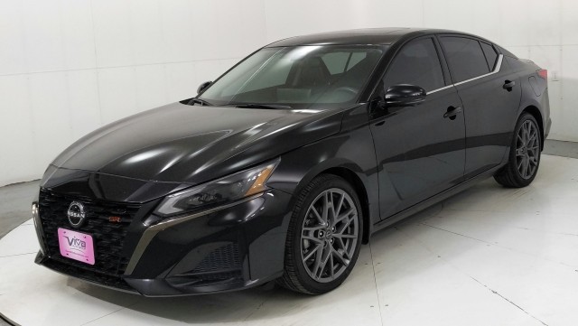 2023 Nissan Altima 2.0 SR