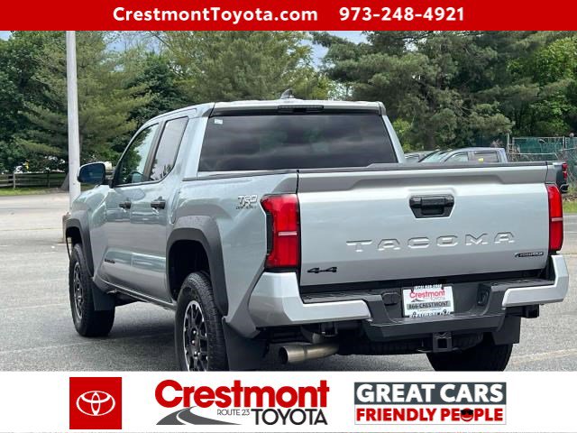 2024 Toyota Tacoma 4x4 TRD photo 3