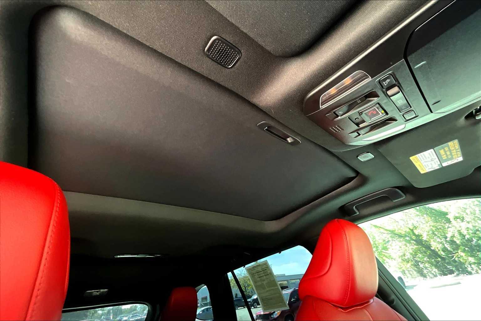2023 Toyota Highlander XSE photo 13