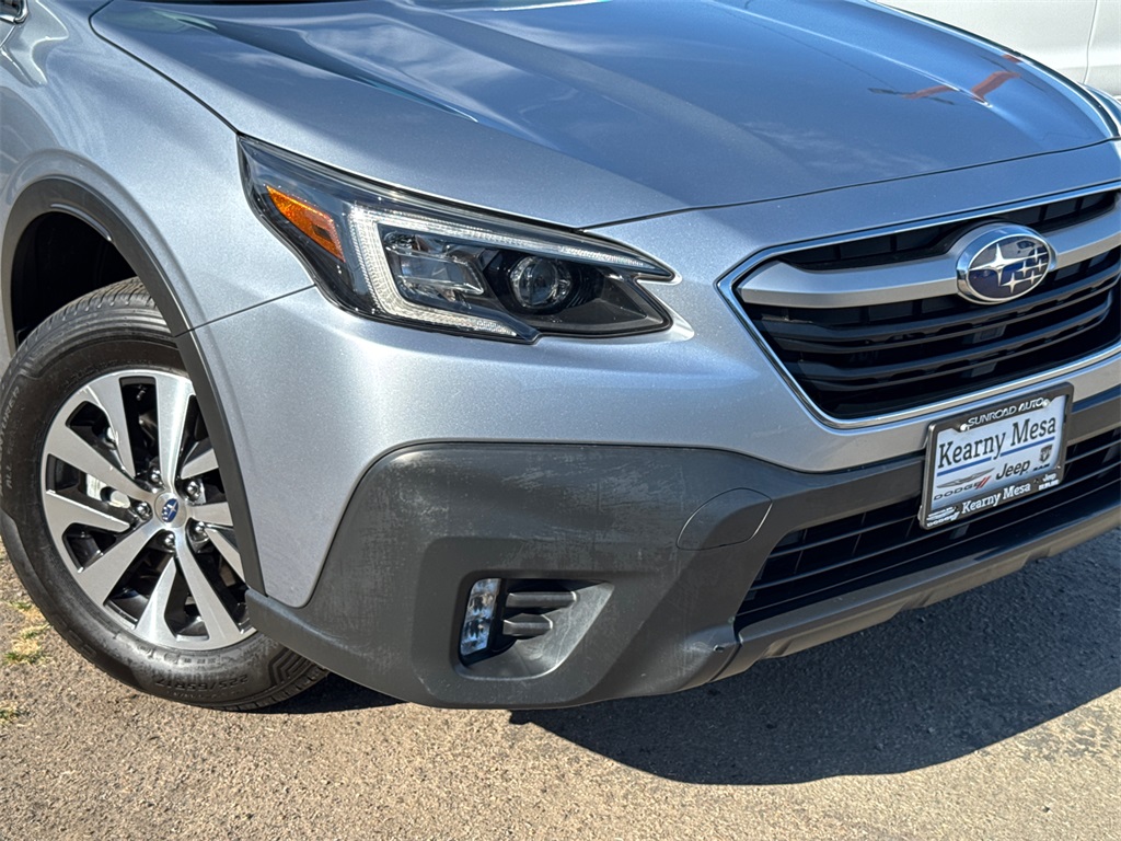 2022 Subaru Outback Premium photo 3