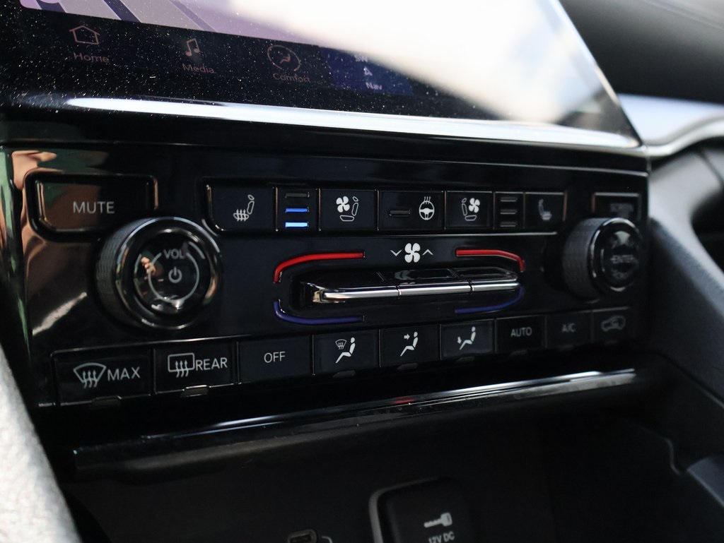 2024 Jeep Grand Cherokee Limited photo 37