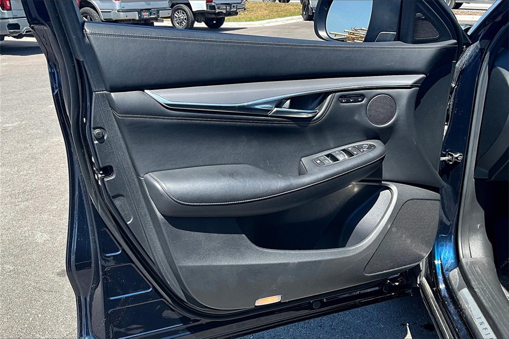 2024 Infiniti QX55 Luxe photo 22