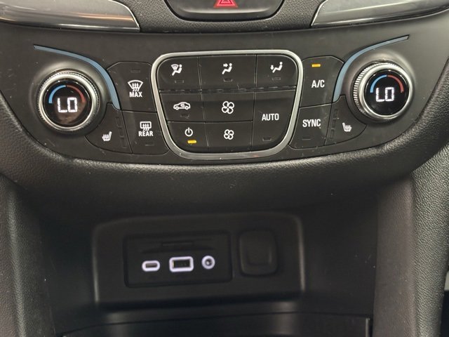 2020 Chevrolet Equinox LT photo 22