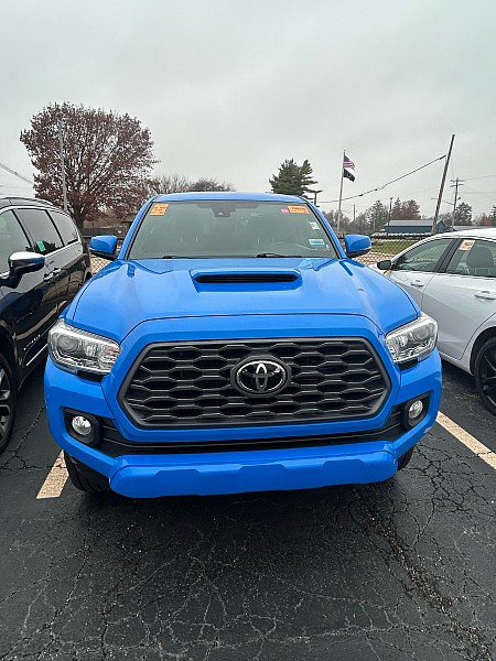 2020 Toyota Tacoma Double Cab TRD Sport photo 4