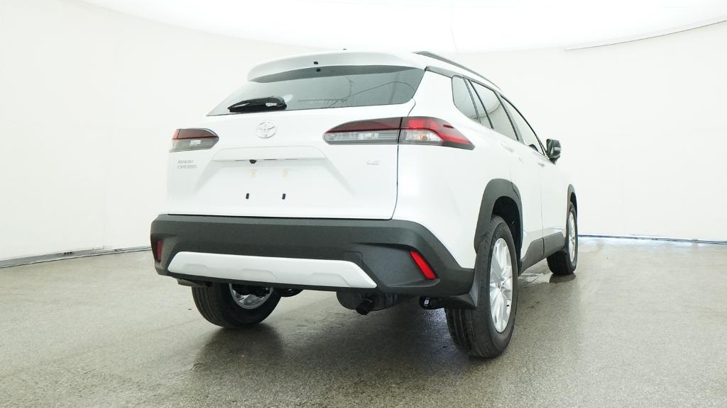 2026 Toyota Corolla Cross LE photo 20