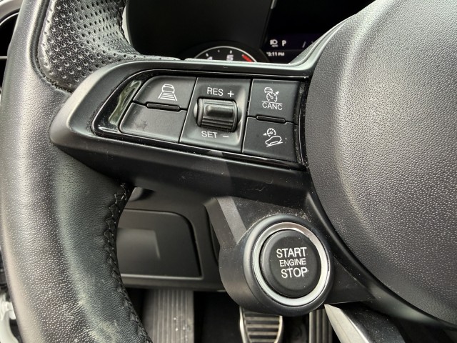 2022 Alfa Romeo Stelvio Ti photo 34