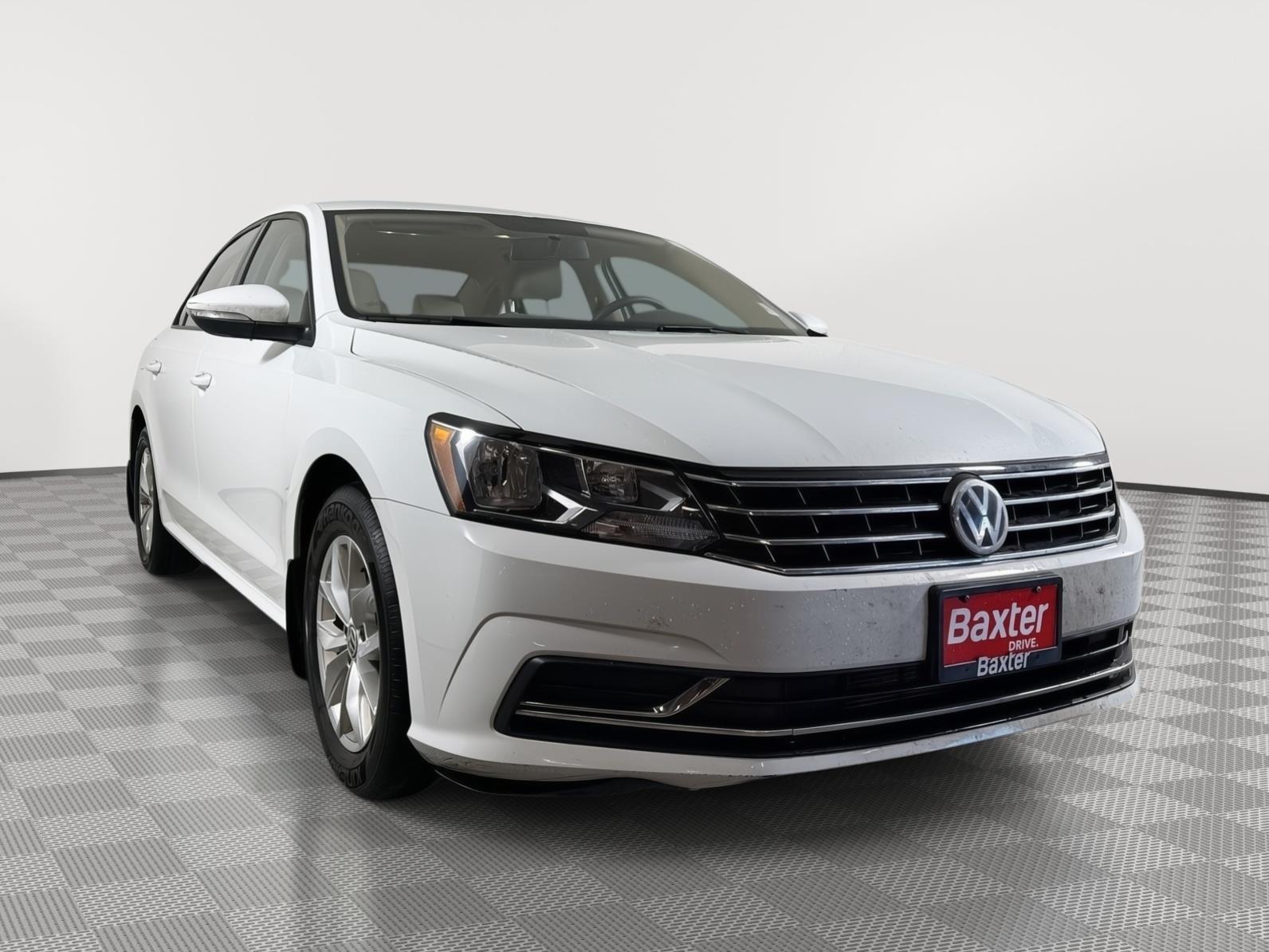 2018 Volkswagen Passat S