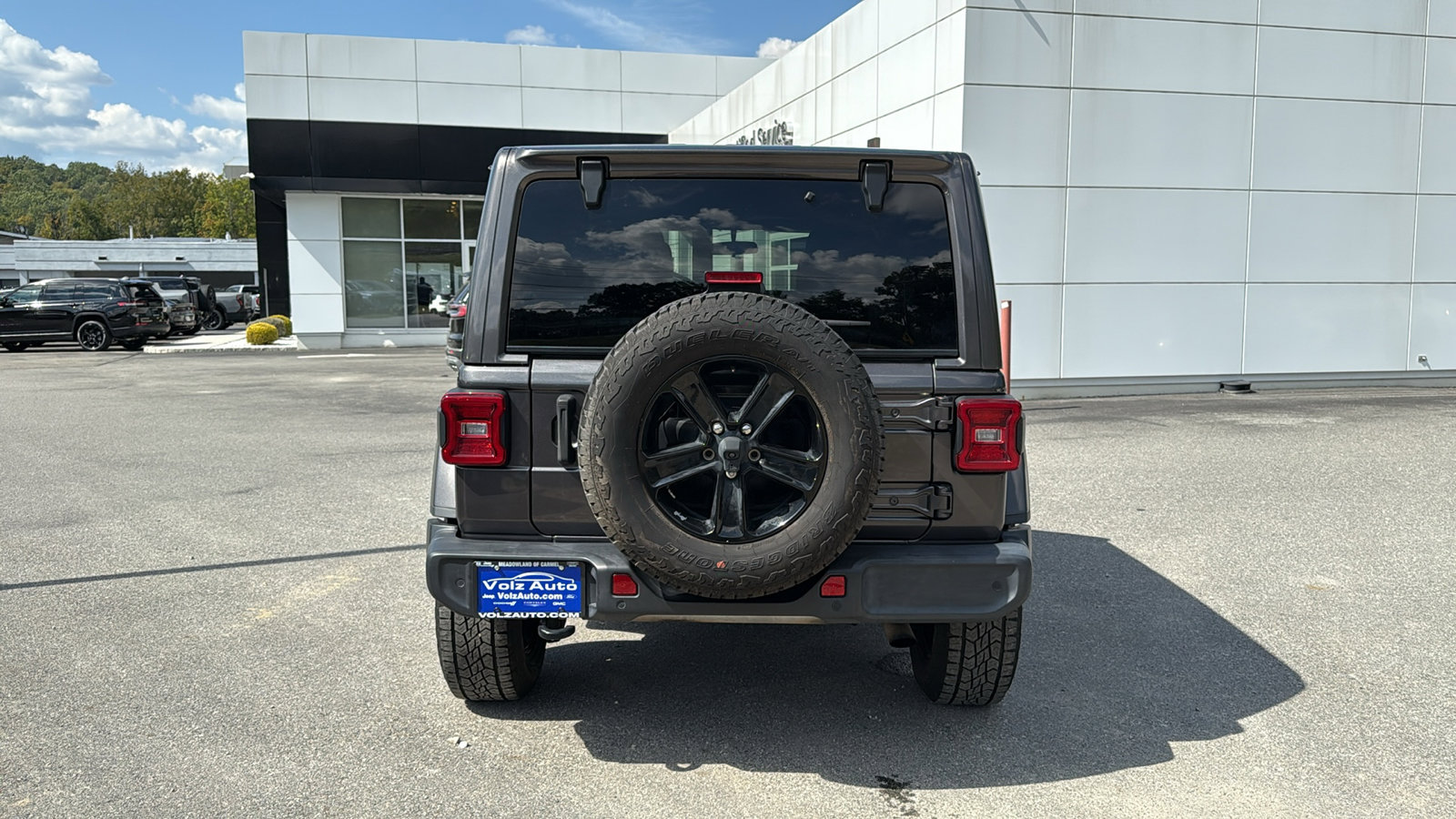 2021 Jeep Wrangler Unlimited Sahara Altitude photo 4
