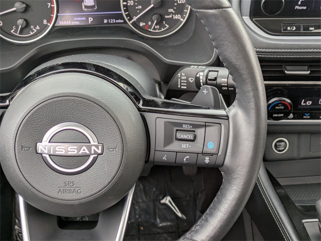 2023 Nissan Rogue SL photo 19