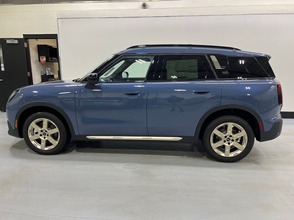 Used 2025 MINI Countryman S with VIN WMZ23GA02S7R72880 for sale in Golden Valley, Minnesota