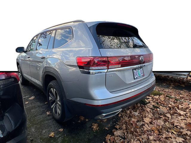 2024 Volkswagen Atlas SE photo 2