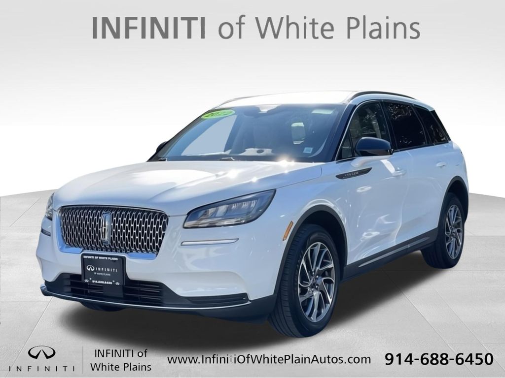 2022 Lincoln Corsair Base