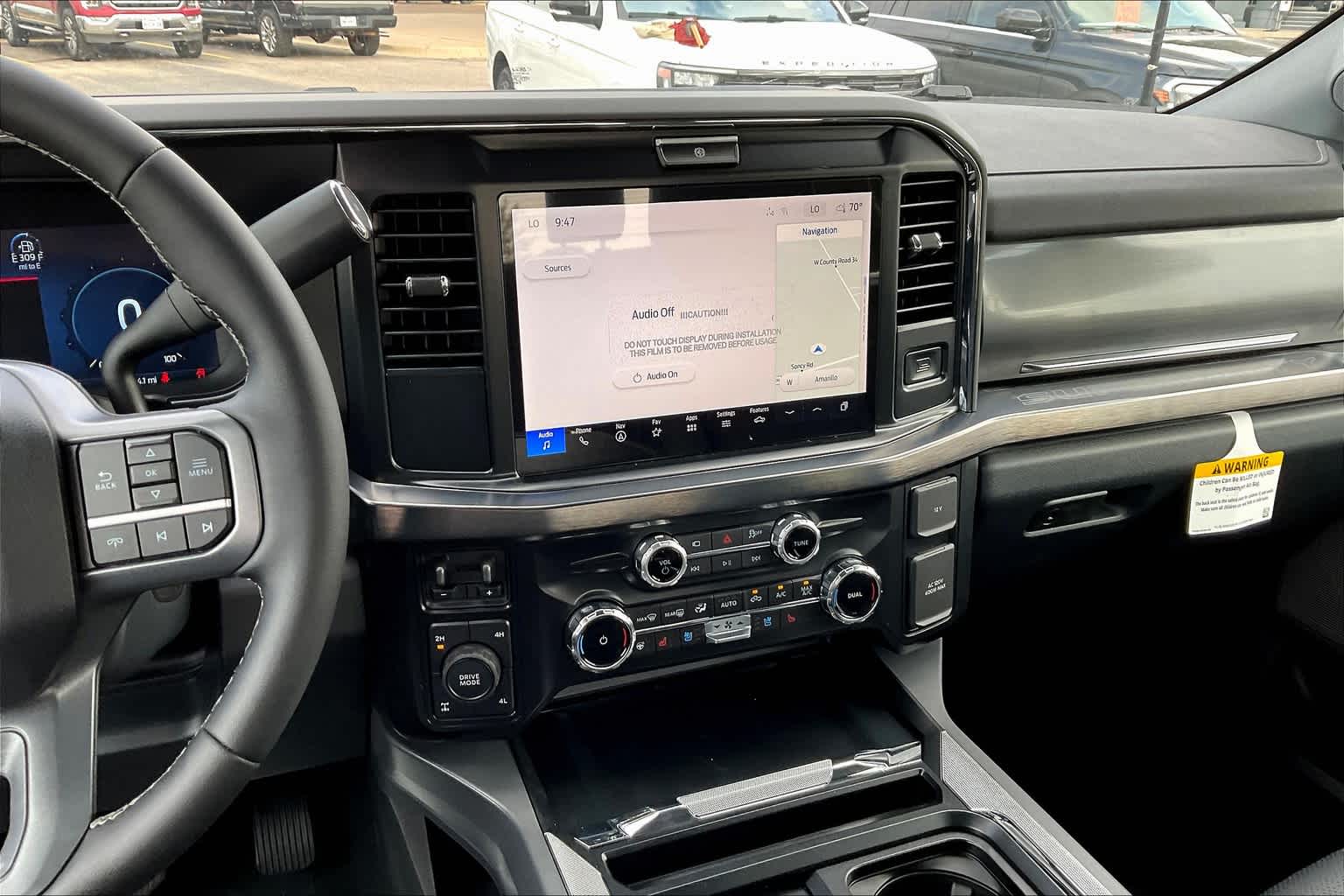 2025 Ford F-250 Lariat photo 6