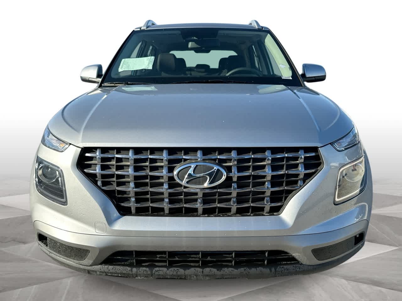 2025 Hyundai Venue SEL photo 3