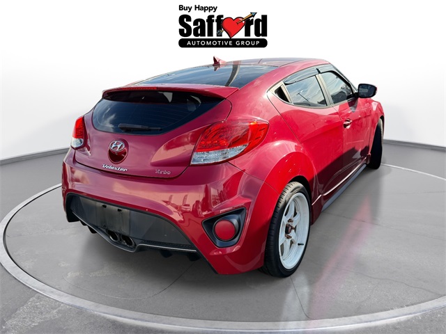 2016 Hyundai Veloster Turbo photo 2