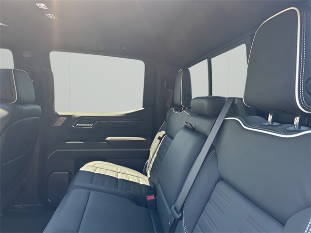 2024 Gmc Sierra 1500 AT4X photo 32