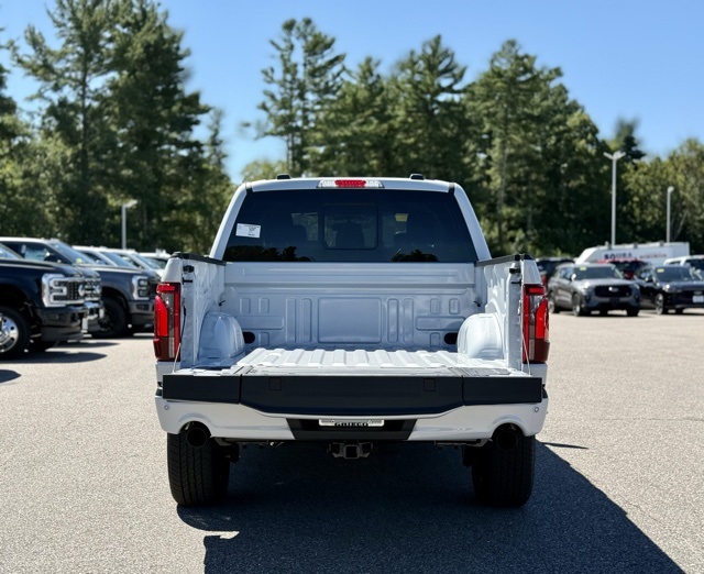 2025 Ford F-150 Lariat photo 7